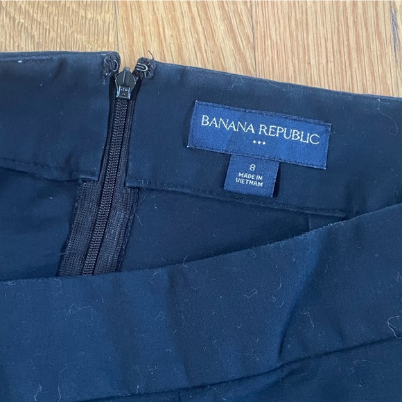 Banana Republic black skirt - Picture 3 of 3